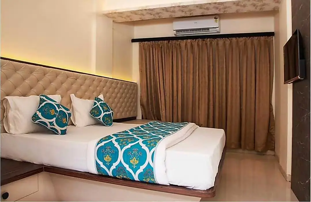Double Bed Room at Padmavathy Nilayam Tirupati